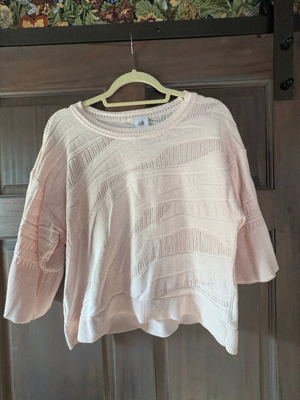 Cabi Light Pink sweater Size Small